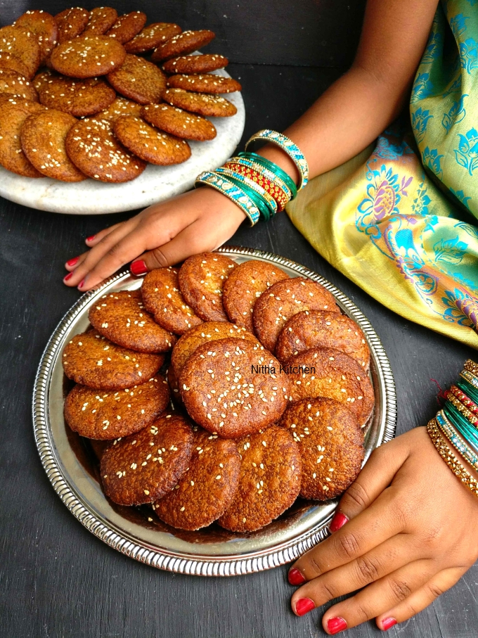 karupatti adhirasam video recipe