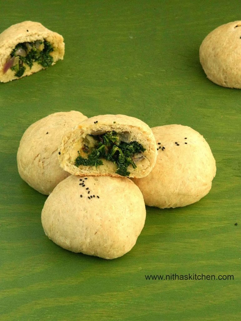 Kale/Spinach Stuffed Oatmeal Dinner Rolls From Scratch