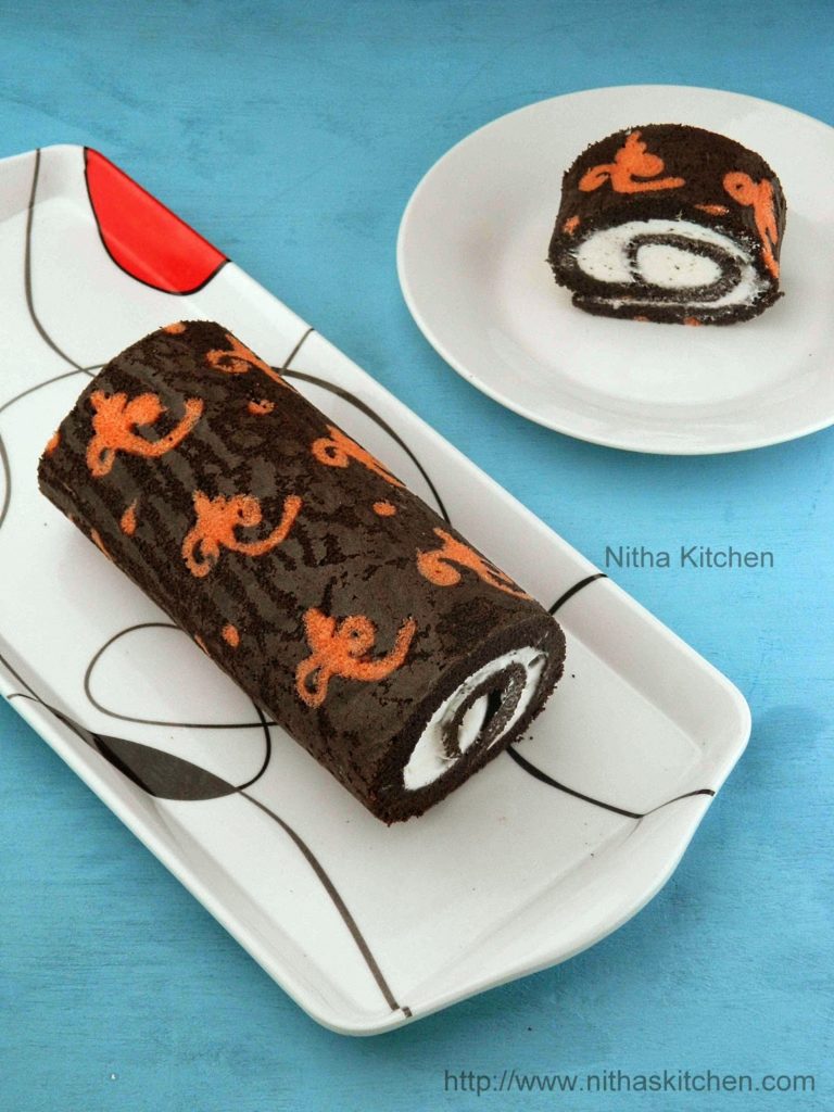 Ornamental Cake Roll With Whipped Cream Filling Recipe