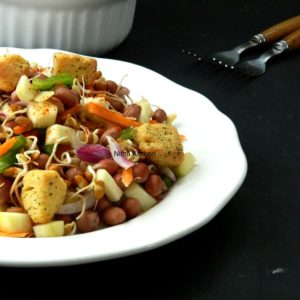 horse gram sprouts salad mulaikatiya kollu salad recipe