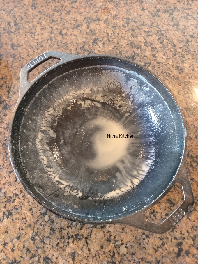 How to season a Cast Iron pan, Traditional way