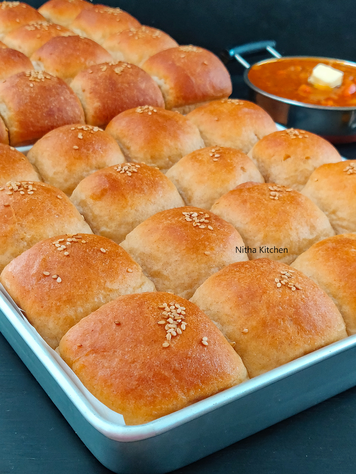 Eggless 100% Whole Wheat Dinner Rolls video recipe