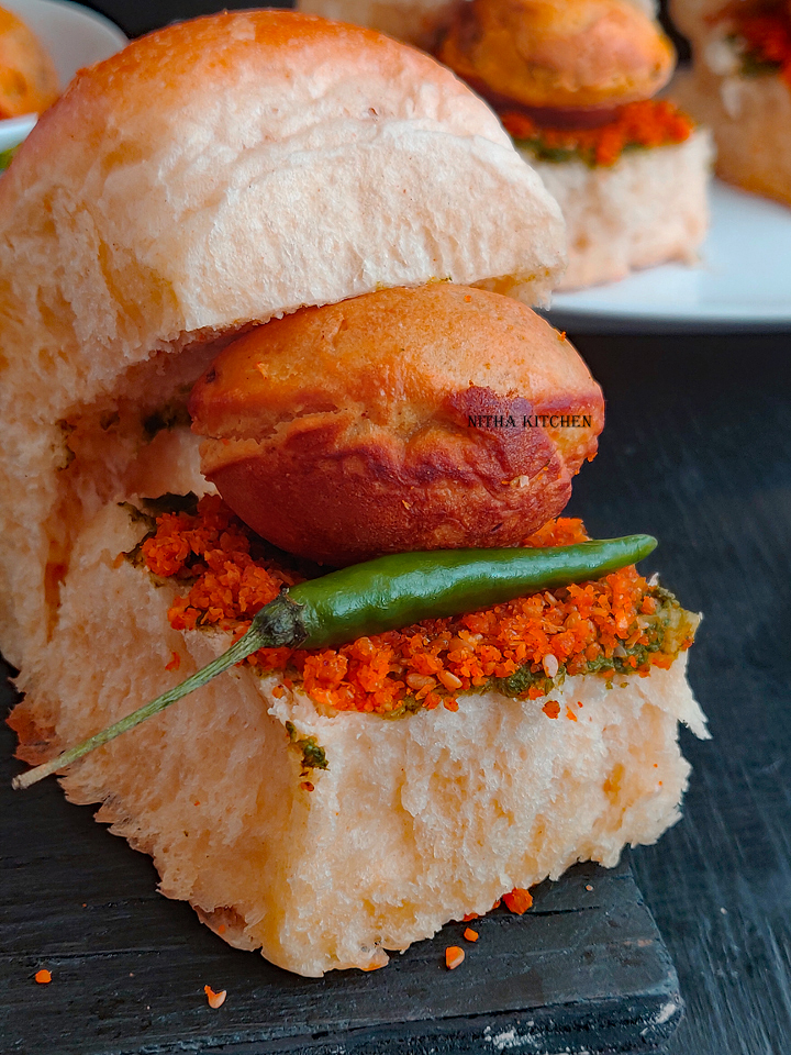 Vada Pav with Green Chutney Recipe